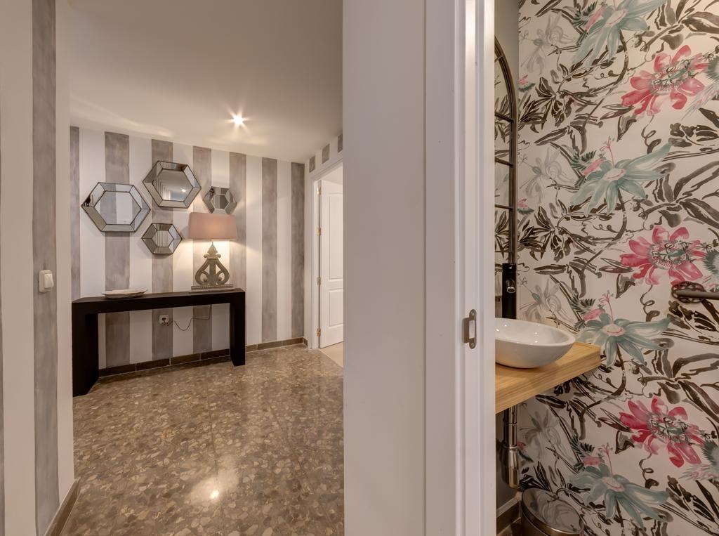 Bailen 1 Apartment เซบีญา ภายนอก รูปภาพ